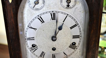 Clocks & Barometers
