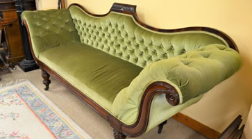 Settees & Armchairs